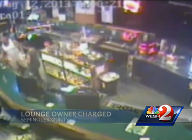 WESH News 2 Manager Spikes Bartender's Drink in Seminole County